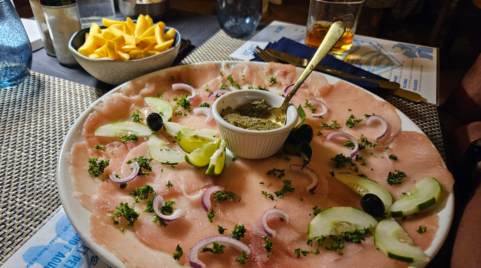Carpaccio servi à KOKO Bay